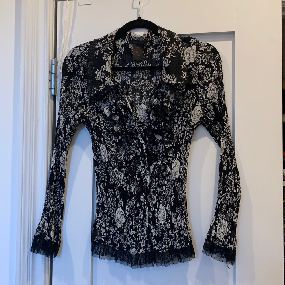 Y2K Funky button down blouse with collar